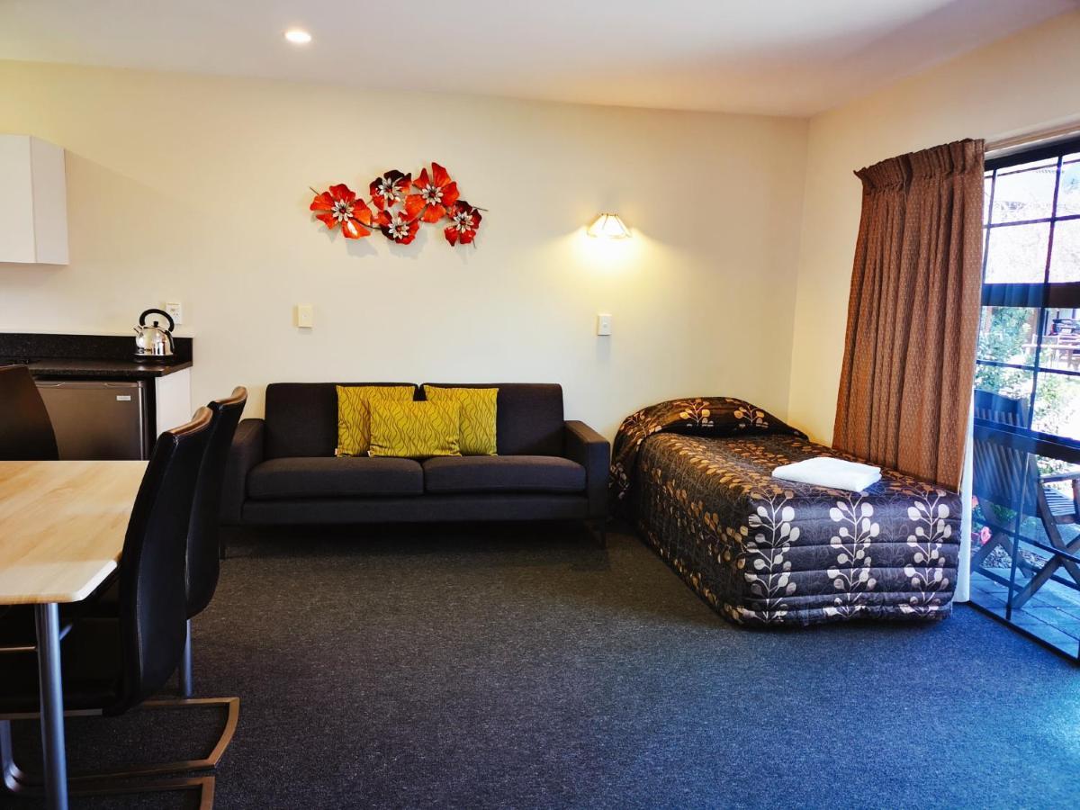 Aston Court Motel Blenheim Exterior foto