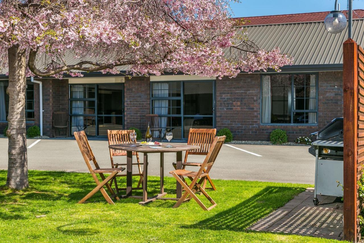 Aston Court Motel Blenheim Exterior foto